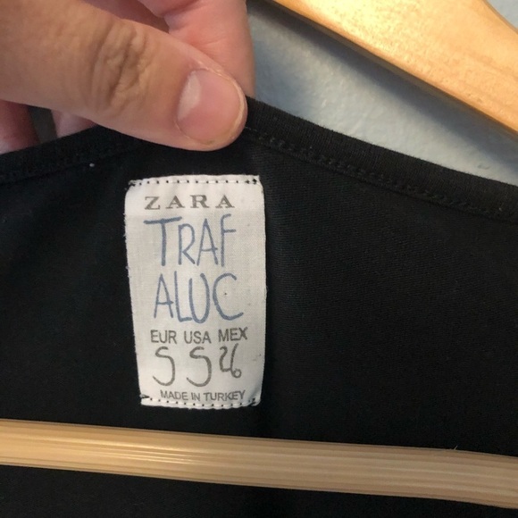 Zara Trafaluc black top poofy shoulder size small - Picture 3 of 6